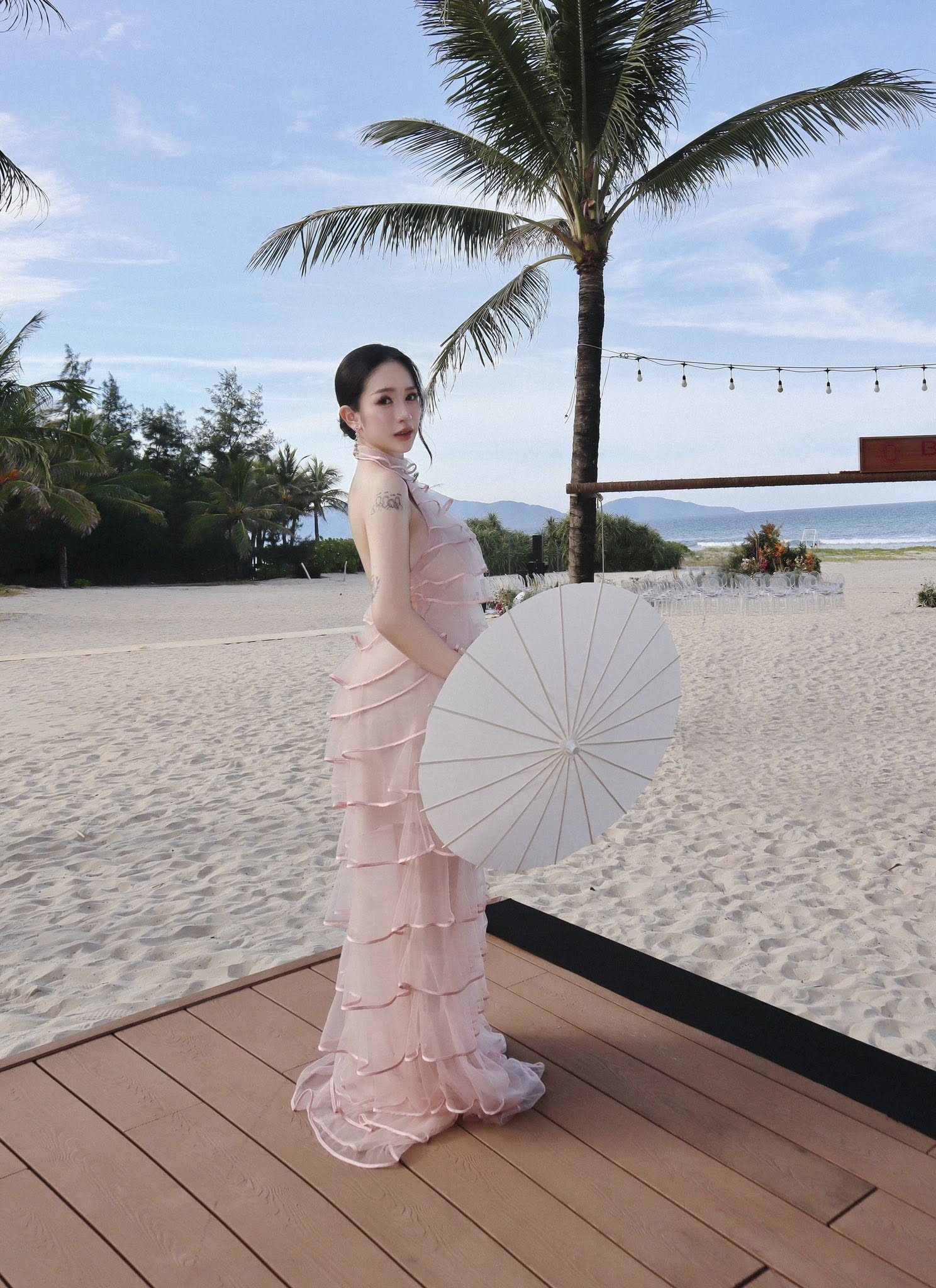 Cận cảnh nhan sắc của mẹ 4 con Joyce Phạm ở tuổi 26, mới sinh xong mà xinh đẹp cỡ này thì 