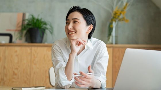 5 điều người giàu không bao giờ làm với tiền bạc và bạn cũng nên tránh - Ảnh 2.
