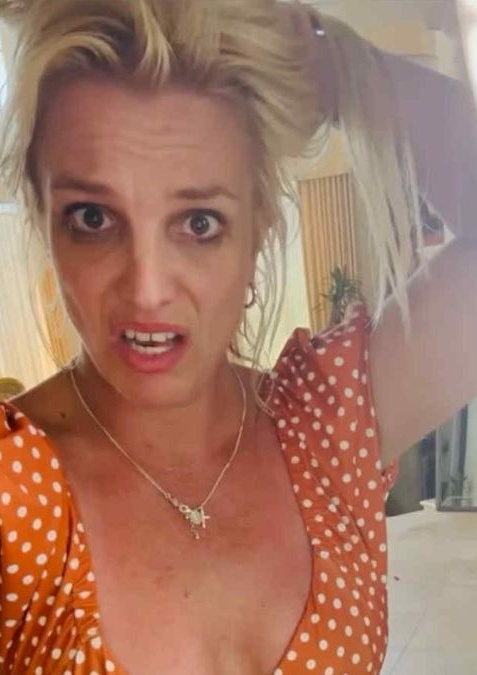 britney-spears-khien-fan-lo-la-1-17556758275932100909730-1755737663283-17557376645232028770438.jpg