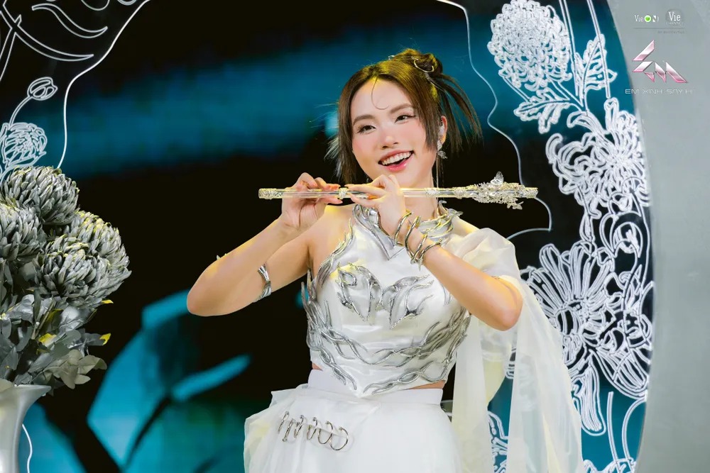 em-xinh-say-hi1-261-5919jpg-17557513829662029494460-1755763236884-1755763237018719786746.jpg