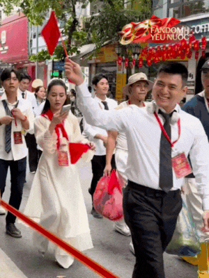 thiet-ke-chua-co-ten-1755786158323-17557861583971689519306.gif