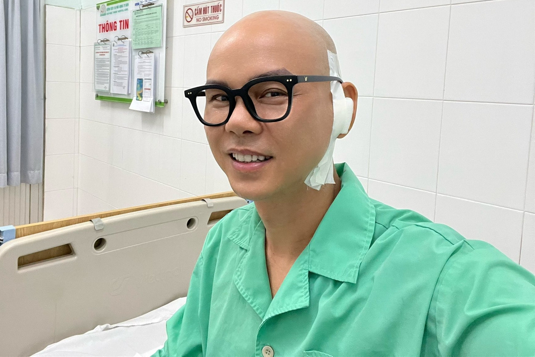 tinh-trang-dang-lo-cua-ca-si-phan-dinh-tung-sau-tai-nan-48265-17557098915352016737965-1755755121504-1755755121909868726742.jpg