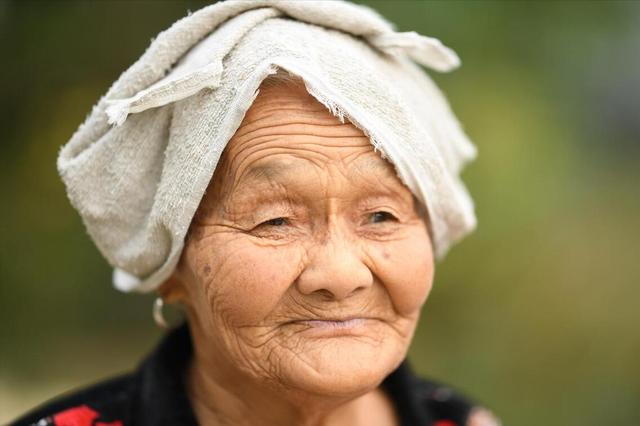 Người sống thọ có 4 đặc điểm này trên khuôn mặt, ngay cả khi chỉ có 1 điểm cũng có thể sống đến 90 tuổi- Ảnh 3.