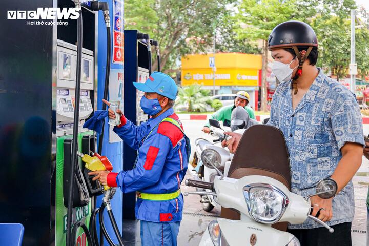 Giá xăng chiều nay sẽ tăng hay giảm? - Ảnh 1.