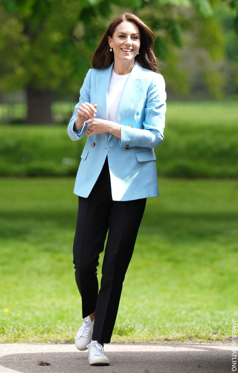 kate-middleton-big-lunch-blue-reiss-blazer-820x1285-17558429275141850687431.jpg