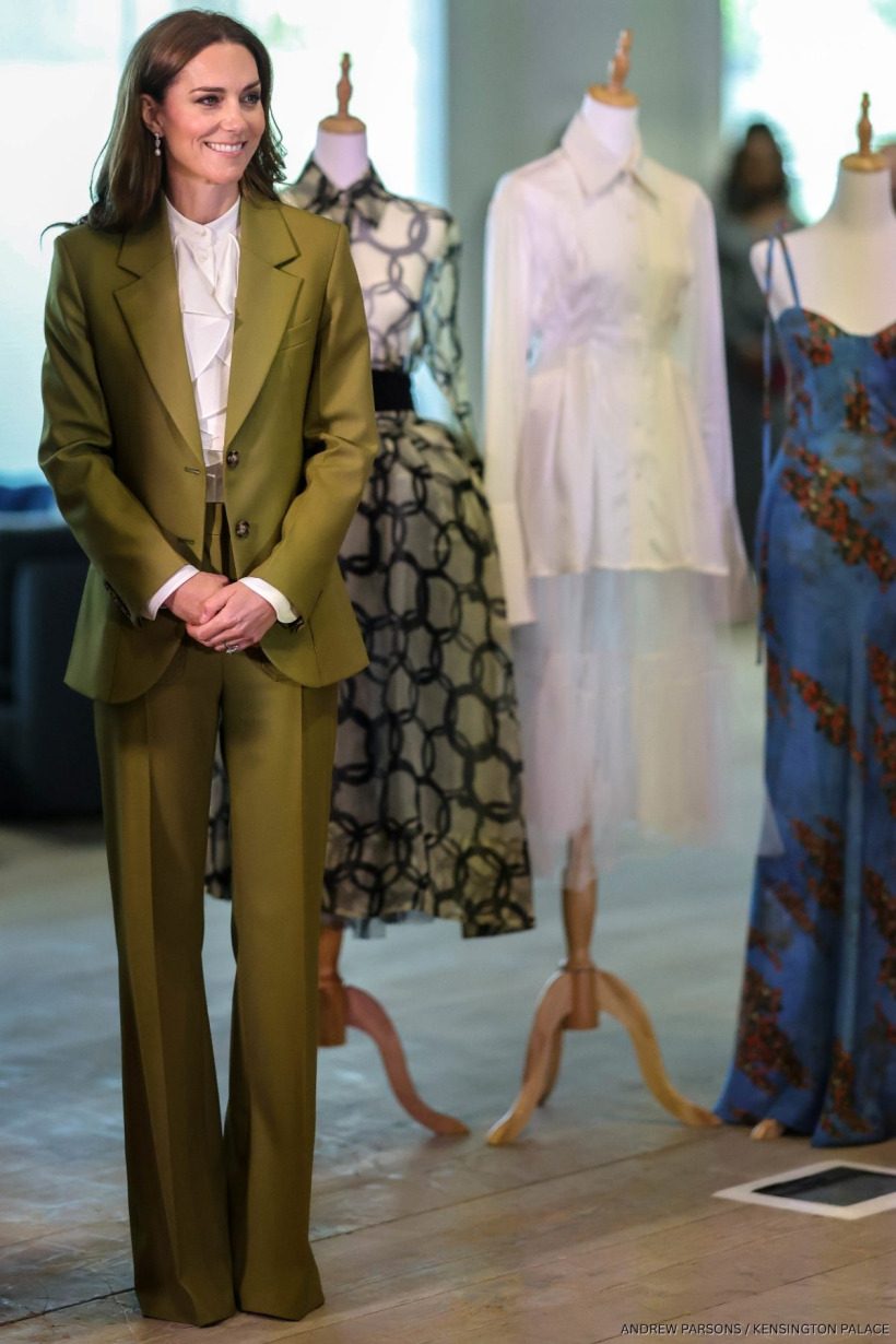kate-middleton-fashion-award-2025-820x1230-17558458896381726679084.jpg