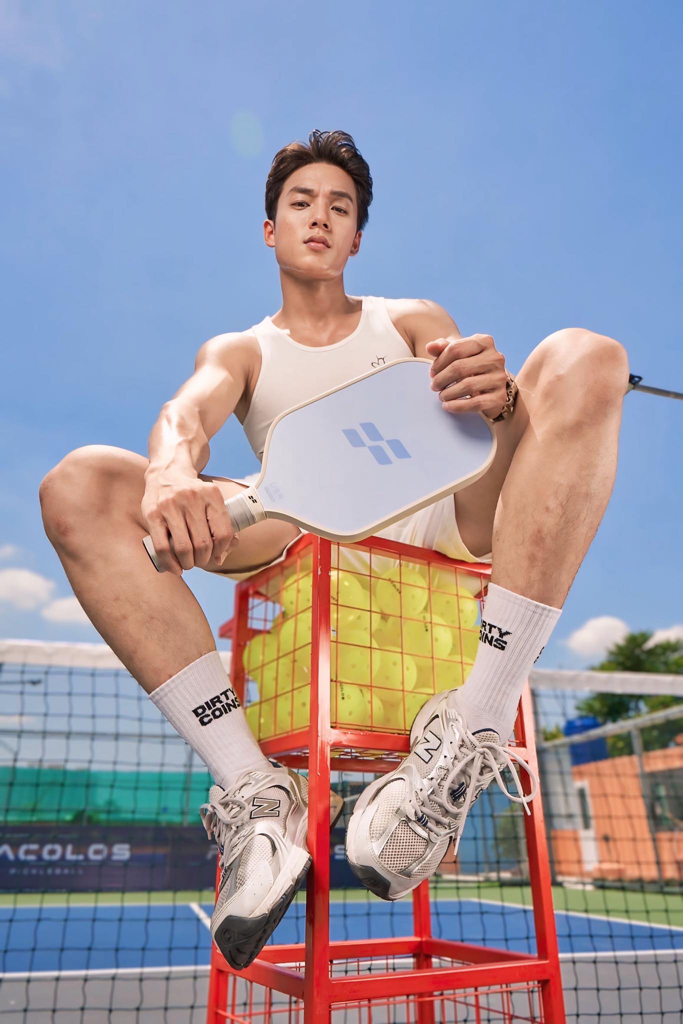 Mỹ nam gần 1m9 gây sốt ở tổng hợp luyện A80, ngoài đời cực mê pickleball, cầm vợt lên sân là khí chất cỡ này!- Ảnh 3. Mỹ nam gần 1m9 gây sốt ở tổng hợp luyện A80, ngoài đời cực mê pickleball, cầm vợt lên sân là khí chất cỡ này!- Ảnh 3.