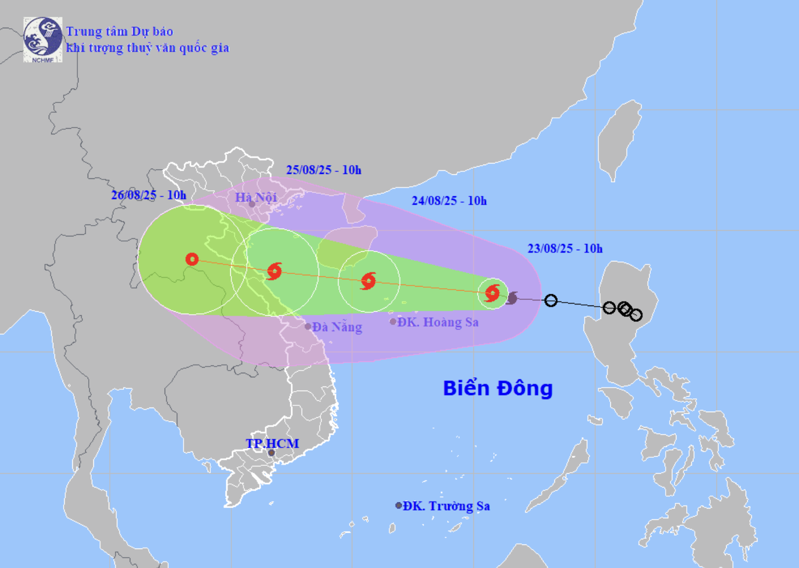 Bão số 5 giật cấp 11 khả năng thành cuồng phong, hướng thẳng vào miền Trung: Các tỉnh thành sau hết sức lưu ý! - Ảnh 1. Bão số 5 giật cấp 11 khả năng thành cuồng phong, hướng thẳng vào miền Trung: Các tỉnh thành sau hết sức lưu ý! - Ảnh 1.