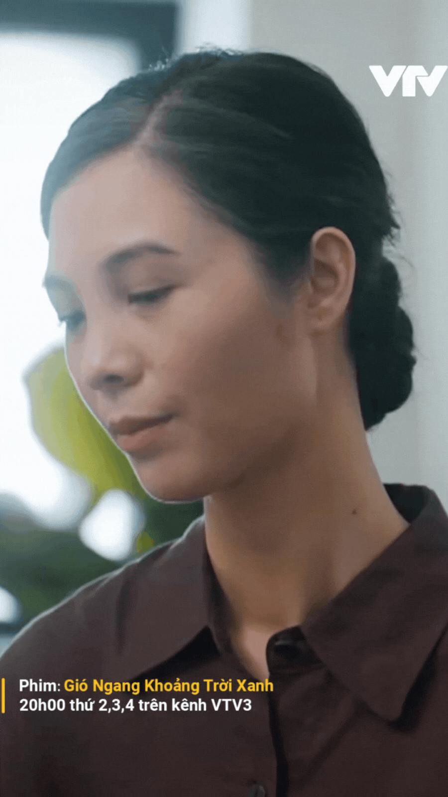 Cảnh “phú bà giả nghèo đi mua trang sức” trong Gió ngang khoảng trời xanh: Bản gốc xem đã bao nhiêu, bản remake bị chê nhiều bấy nhiêu- Ảnh 6. Cảnh “phú bà giả nghèo đi mua trang sức” trong Gió ngang khoảng trời xanh: Bản gốc xem đã bao nhiêu, bản remake bị chê nhiều bấy nhiêu- Ảnh 6.