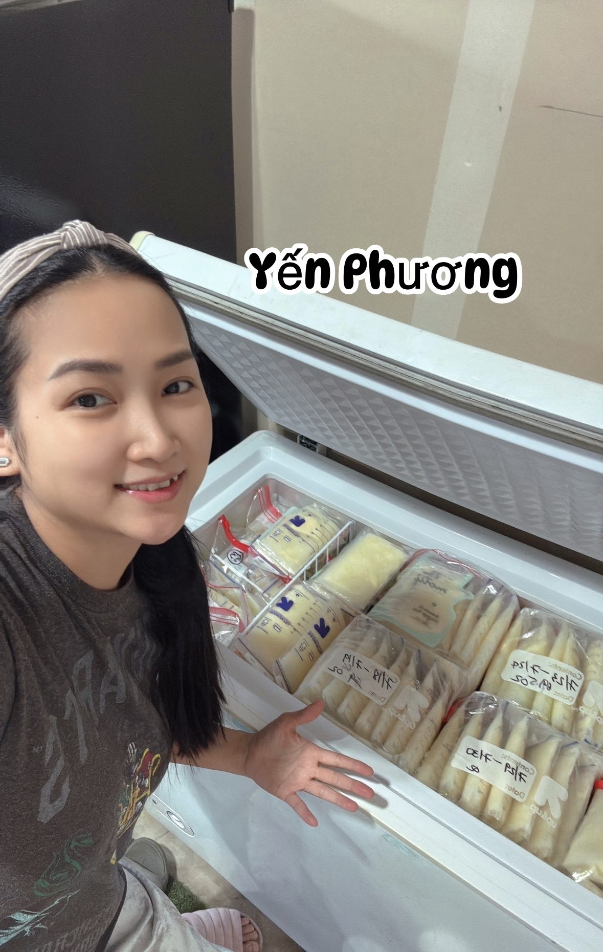 "Tủ vàng" của hot mom Yến Phương khiến hội mẹ sữa nhìn thôi đã thấy đau cái lưng, ông xã Lam Trường cũng phải lên tiếng vì xót vợ- Ảnh 2. "Tủ vàng" của hot mom Yến Phương khiến hội mẹ sữa nhìn thôi đã thấy đau cái lưng, ông xã Lam Trường cũng phải lên tiếng vì xót vợ- Ảnh 2.