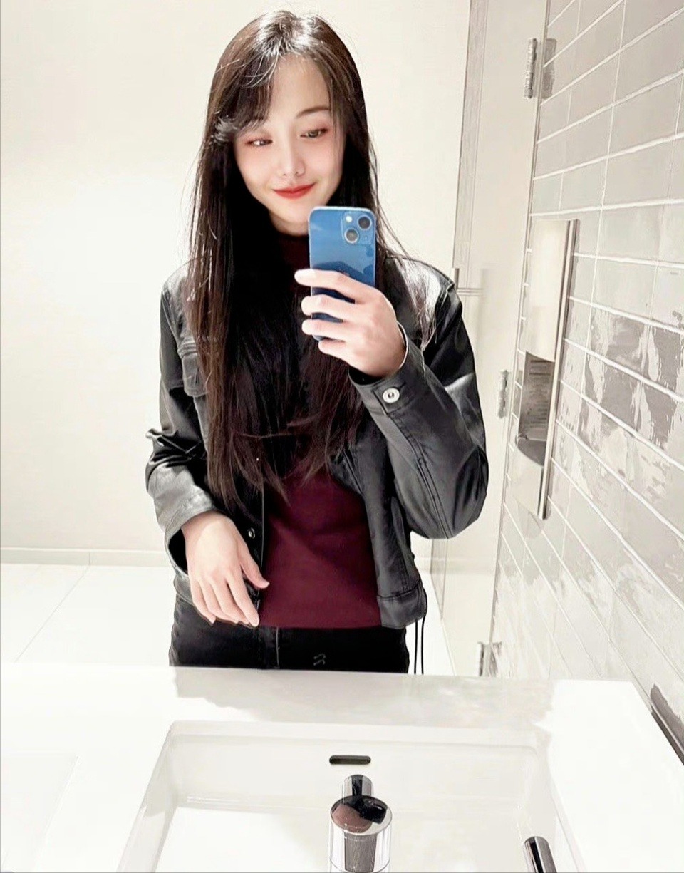 Báo động tình trạng của Trịnh Sảng: nghi sa ngã nghiện ngập sau khi làm Báo động tình trạng của Trịnh Sảng: nghi sa ngã nghiện ngập sau khi làm