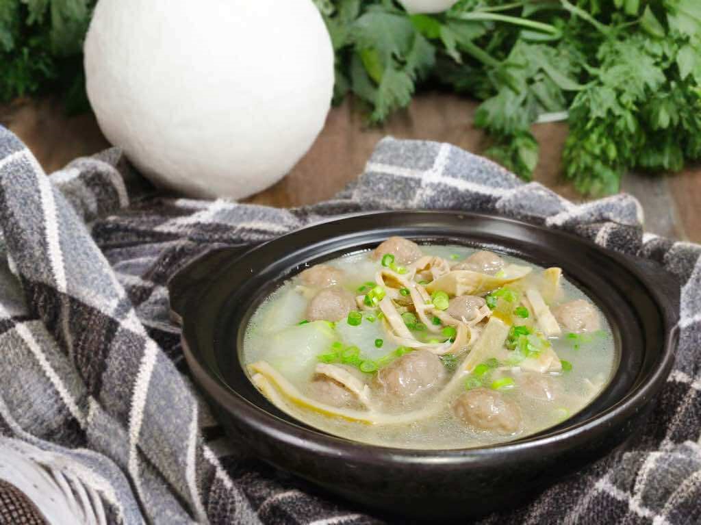 Nấu chung 3 nguyên liệu này với nhau bạn sẽ được món canh ngọt ngon &quot;hạ gục&quot; vị giác, ai ăn cũng khen - Ảnh 5.