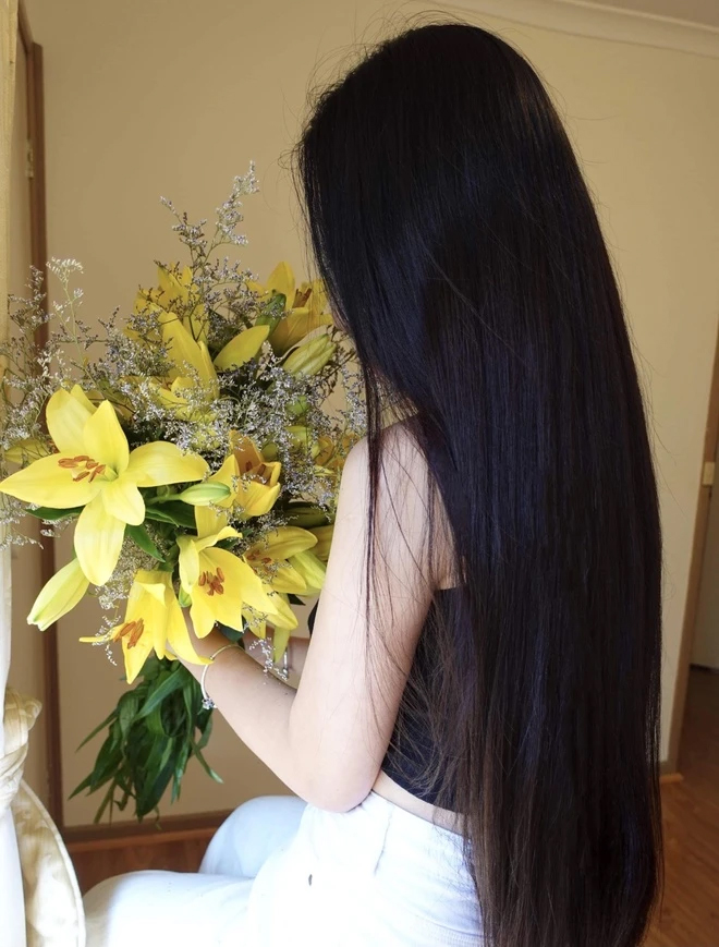 Tôi đã dùng thứ nước nhờn nhụa từ đậu bắp để ngăn tóc rụng Tôi đã dùng thứ nước nhờn nhụa từ đậu bắp để ngăn tóc rụng