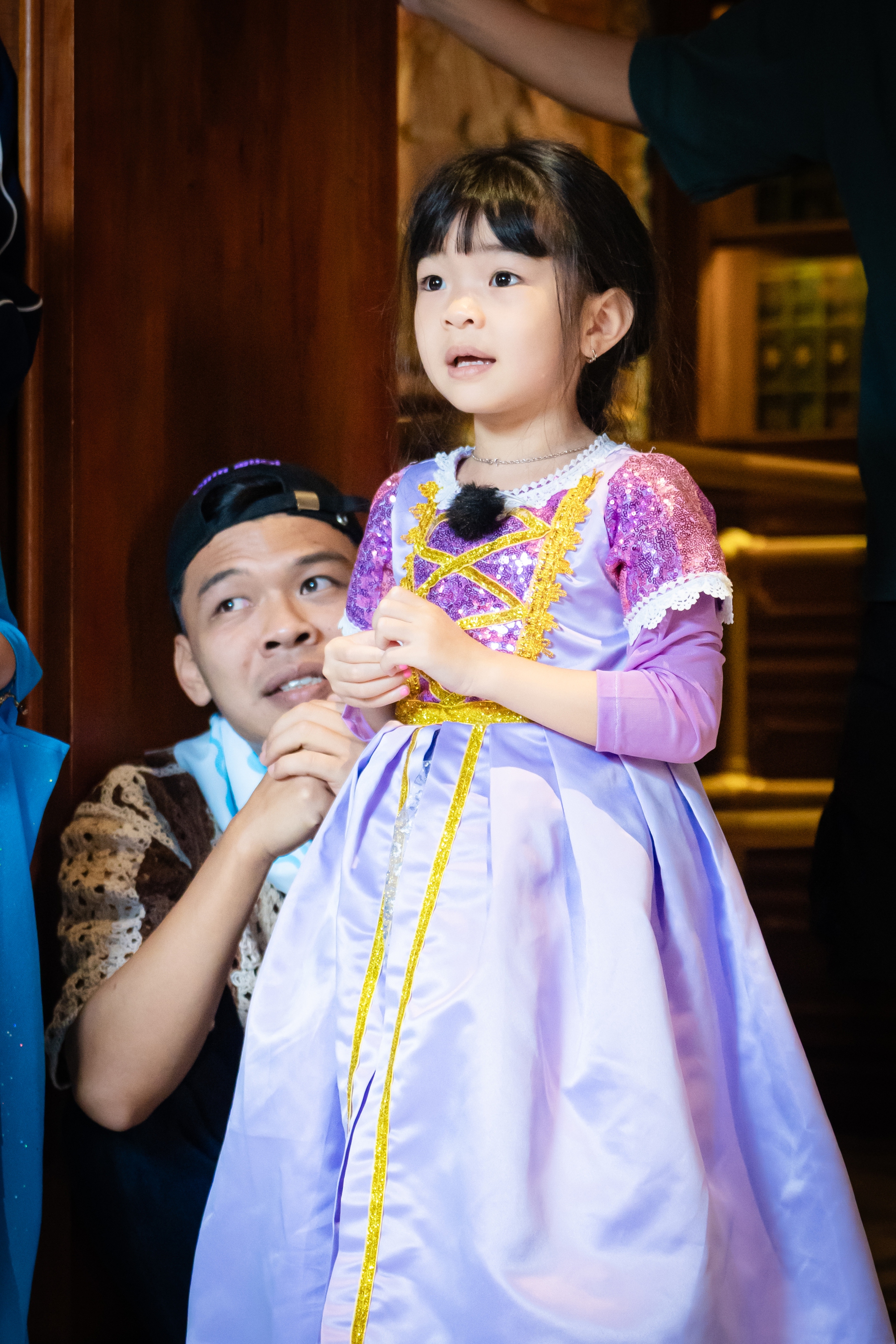 dua-con-gai-trung-ruoi-175619180877958531203-1756263635906-17562636373521411031174.jpg