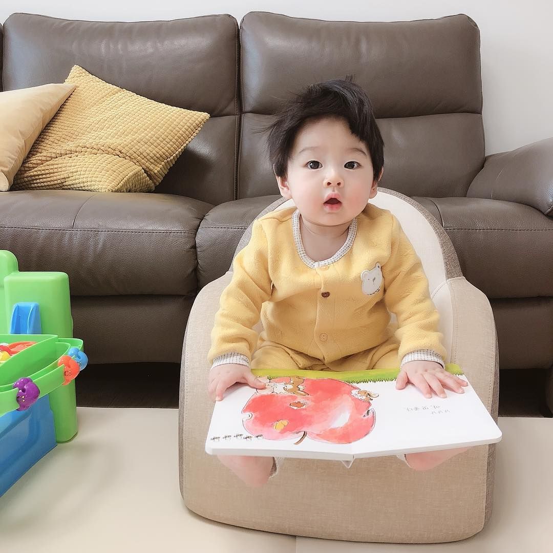 Dấu hiệu của 1 em bé thông minh, sáng dạ- Ảnh 3. Dấu hiệu của 1 em bé thông minh, sáng dạ- Ảnh 3.
