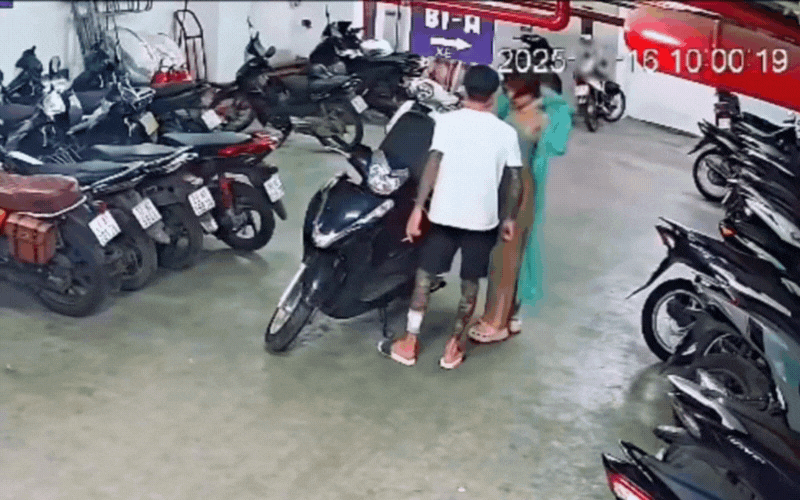 Danh tính cô gái trẻ tung võ nghệ Danh tính cô gái trẻ tung võ nghệ
