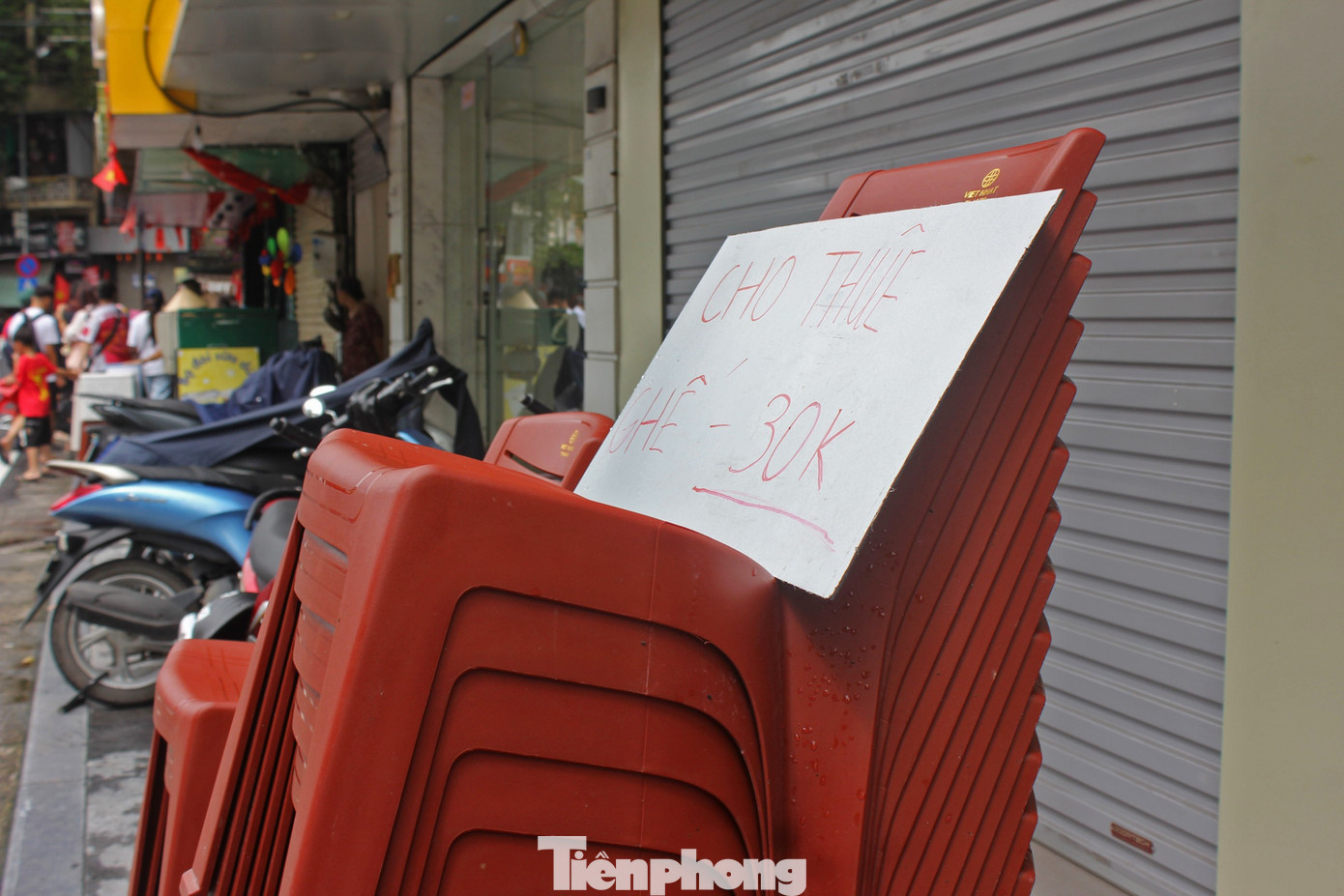tp-cho-thue-ghe-xem-hop-luyen-a80-5-1756296927393-17562969275161252141588.png