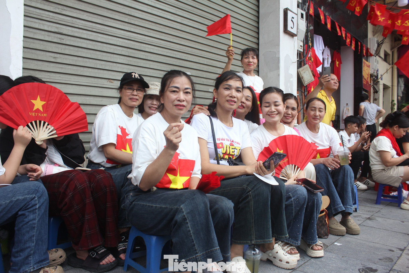 tp-cho-thue-ghe-xem-hop-luyen-a80-9-1756296941219-17562969413211816240691.jpg