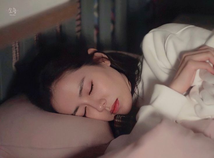 Son Ye Jin chống nhăn nhờ hay động tay vào 1 vùng trên mặt- Ảnh 4. Son Ye Jin chống nhăn nhờ hay động tay vào 1 vùng trên mặt- Ảnh 4.