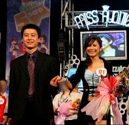 Bức ảnh nghiệt ngã: Người trao giải và người nhận giải Miss Audition 2006 đều vướng lao lý- Ảnh 2. Bức ảnh nghiệt ngã: Người trao giải và người nhận giải Miss Audition 2006 đều vướng lao lý- Ảnh 2.