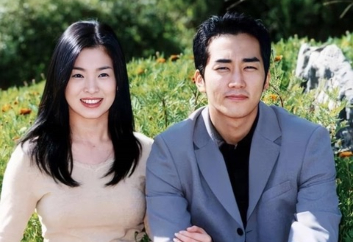 10 phim ngôn tình Hàn Quốc hay nhất thế kỷ 21: Song Hye Kyo có tận 3 bom tấn, hạng 1 đỉnh hơn cả chữ đỉnh - Ảnh 8. 10 phim ngôn tình Hàn Quốc hay nhất thế kỷ 21: Song Hye Kyo có tận 3 bom tấn, hạng 1 đỉnh hơn cả chữ đỉnh - Ảnh 8.