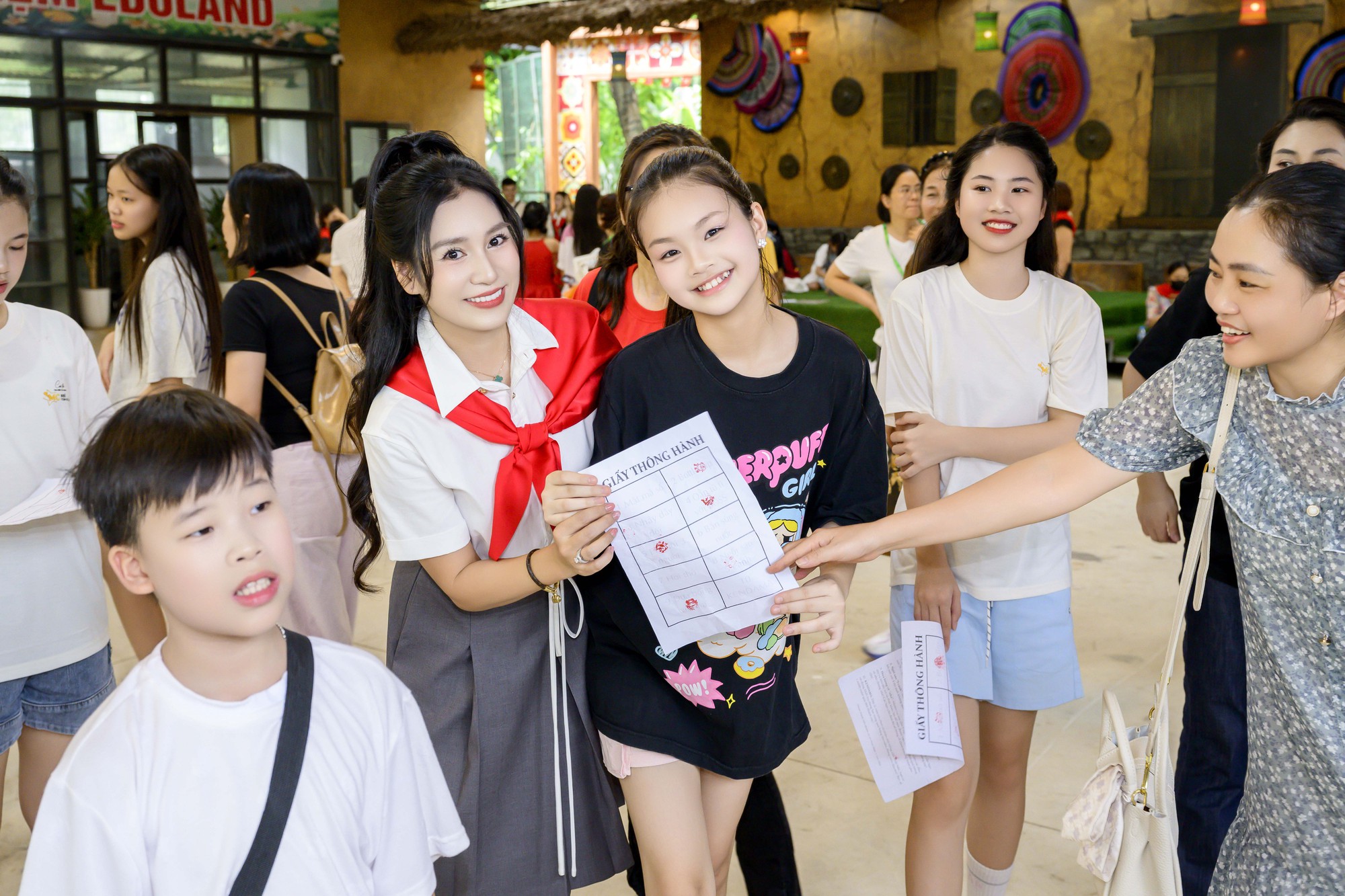 Những hình ảnh ấn tượng vòng Bán kết “Ngôi nhà chung” cuộc thi MC Nhí Toàn quốc 2025 - Ảnh 2. Những hình ảnh ấn tượng vòng Bán kết “Ngôi nhà chung” cuộc thi MC Nhí Toàn quốc 2025 - Ảnh 2.