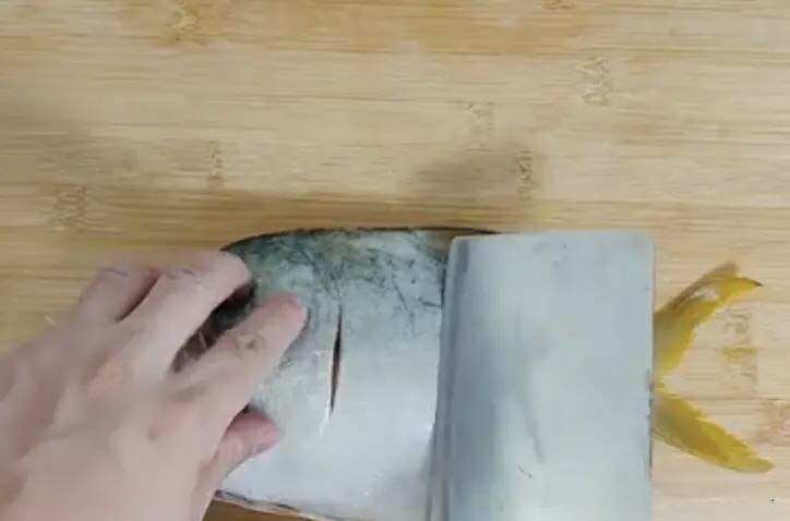 "Làm sao để hấp cá chim thơm ngon, mềm mại, đậm đà mà không tanh?": Đầu bếp lâu năm sẽ chỉ mẹo từ A-Z - Ảnh 3. "Làm sao để hấp cá chim thơm ngon, mềm mại, đậm đà mà không tanh?": Đầu bếp lâu năm sẽ chỉ mẹo từ A-Z - Ảnh 3.