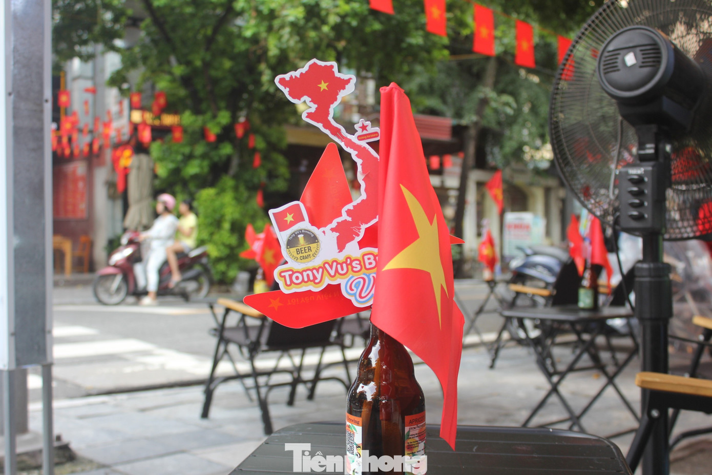 tp-cho-thue-ghe-xem-hop-luyen-a80-17-1756350145101-17563501459751129944595.jpg