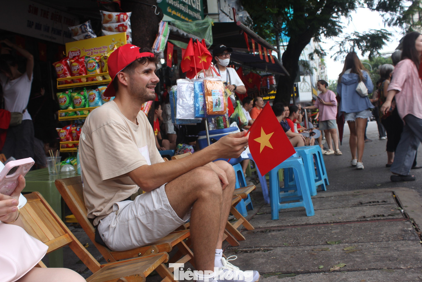 tp-cho-thue-ghe-xem-hop-luyen-a80-26-1756350148087-17563501484852116749471.jpg