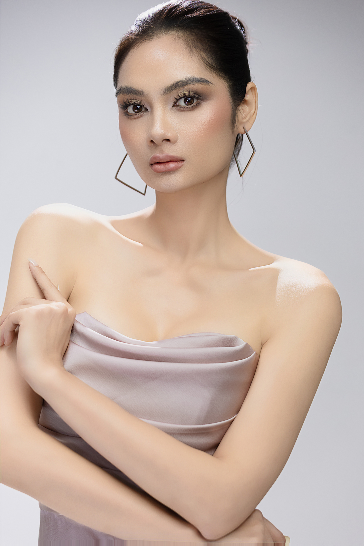 uyenphuong42238-1756370268557-1756370268824115771615.jpg