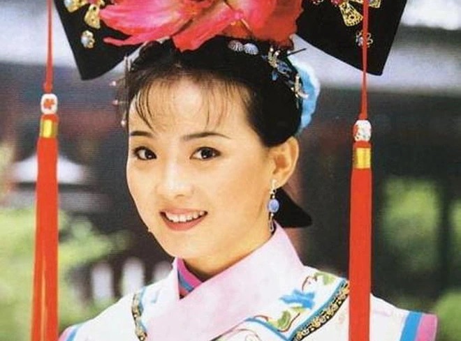 vuong-diem-trong-hoan-chau-cach-1756295017807537996183-1756352127873-1756352128760892239718.jpg