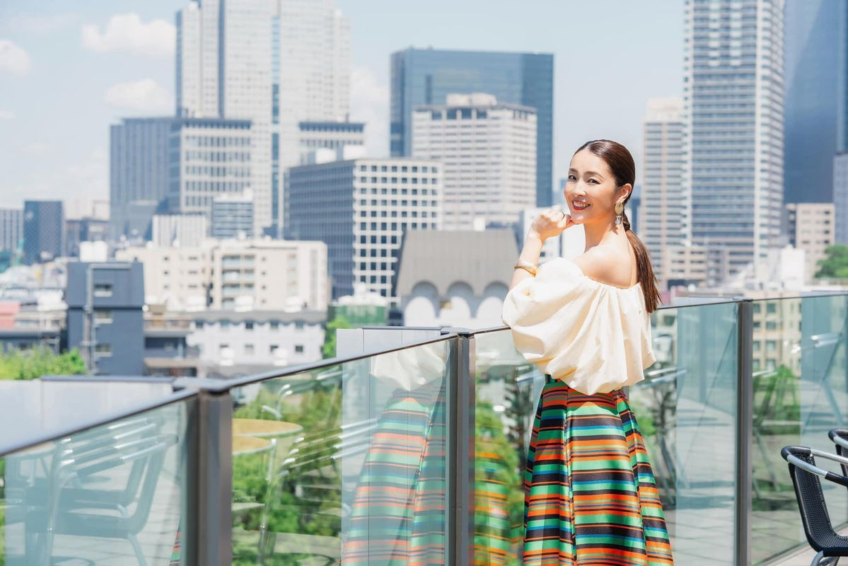 Sau khi ly hôn chồng, người phụ nữ trung niên gây sốc khi tự tay biến căn nhà thành "lâu đài trên không" xa hoa - Ảnh 6. Sau khi ly hôn chồng, người phụ nữ trung niên gây sốc khi tự tay biến căn nhà thành "lâu đài trên không" xa hoa - Ảnh 6.