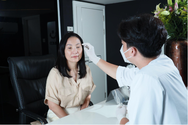 Điều gì khiến công nghệ trẻ hóa da EMFACE gây sốt với tín đồ làm đẹp không xâm lấn? - Ảnh 2. Điều gì khiến công nghệ trẻ hóa da EMFACE gây sốt với tín đồ làm đẹp không xâm lấn? - Ảnh 2.