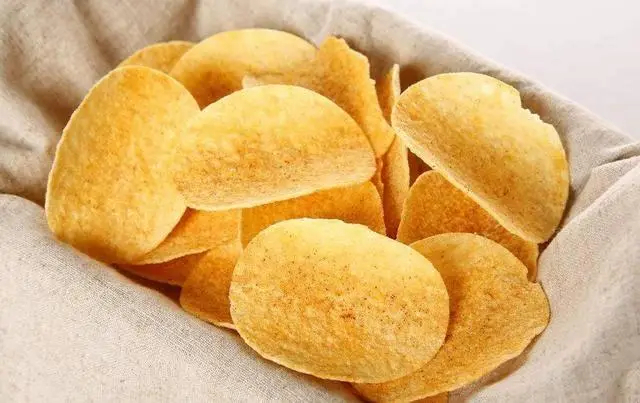 Ăn không đúng, não của bạn sẽ teo nhanh hơn một bước? Bác sĩ chỉ ra 4 loại thực phẩm là &quot;chất gia tốc&quot; teo não, bỏ ngay từ hôm nay- Ảnh 3.