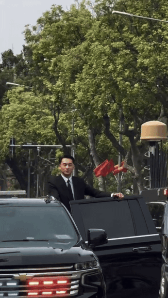 ezgif-2a8832edf38fc6-1754209684655-1754209684740124653724.gif