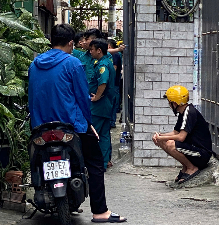 Vụ sát hại người yêu bỏ vào vali ở TP HCM: Vì sao Phạm Bá Thành giữ thi thể suốt 2 ngày không ai biết? - Ảnh 1. Vụ sát hại người yêu bỏ vào vali ở TP HCM: Vì sao Phạm Bá Thành giữ thi thể suốt 2 ngày không ai biết? - Ảnh 1.