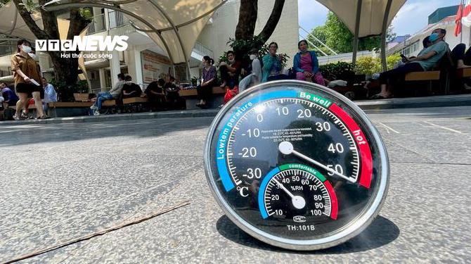 Hôm nay Hà Nội nắng nóng gay gắt 38°C và dự báo thời tiết cả nước 10 ngày tới - Ảnh 1. Hôm nay Hà Nội nắng nóng gay gắt 38°C và dự báo thời tiết cả nước 10 ngày tới - Ảnh 1.