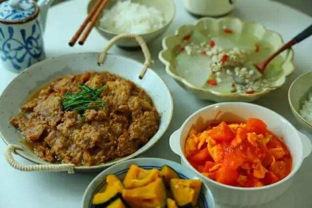 Cả tuần không phải nghĩ "tối nay ăn gì?" nhờ 5 thực đơn khác nhau cho mỗi ngày: Vừa ngon lại dễ làm - Ảnh 2. Cả tuần không phải nghĩ "tối nay ăn gì?" nhờ 5 thực đơn khác nhau cho mỗi ngày: Vừa ngon lại dễ làm - Ảnh 2.