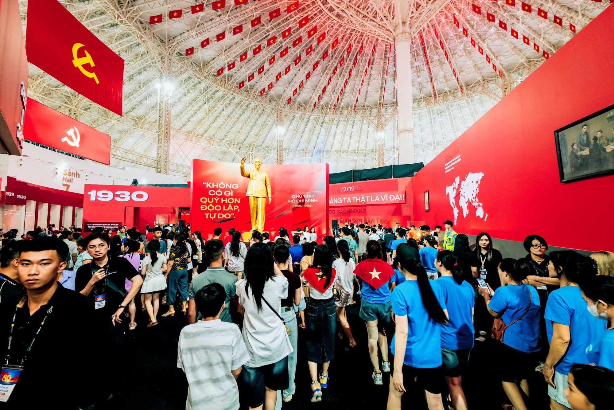 Khi công nghệ tiên phong "thổi hồn" vào lịch sử- Ảnh 1. Khi công nghệ tiên phong "thổi hồn" vào lịch sử- Ảnh 1.