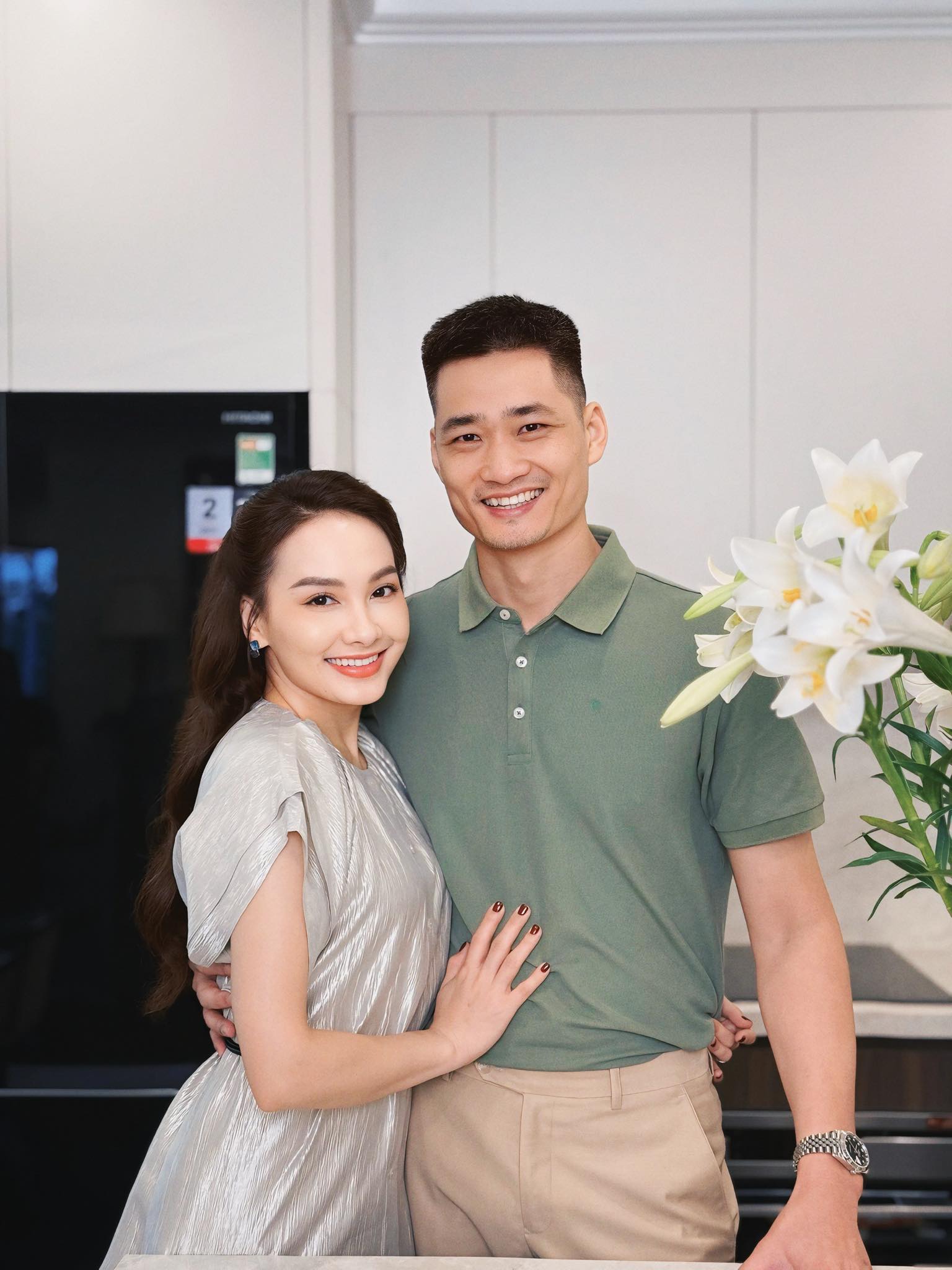 Nữ nghệ sĩ đình đám là thượng úy công an, sở hữu nhiều bất động sản, xe sang, được chồng cưng chiều - Ảnh 5.