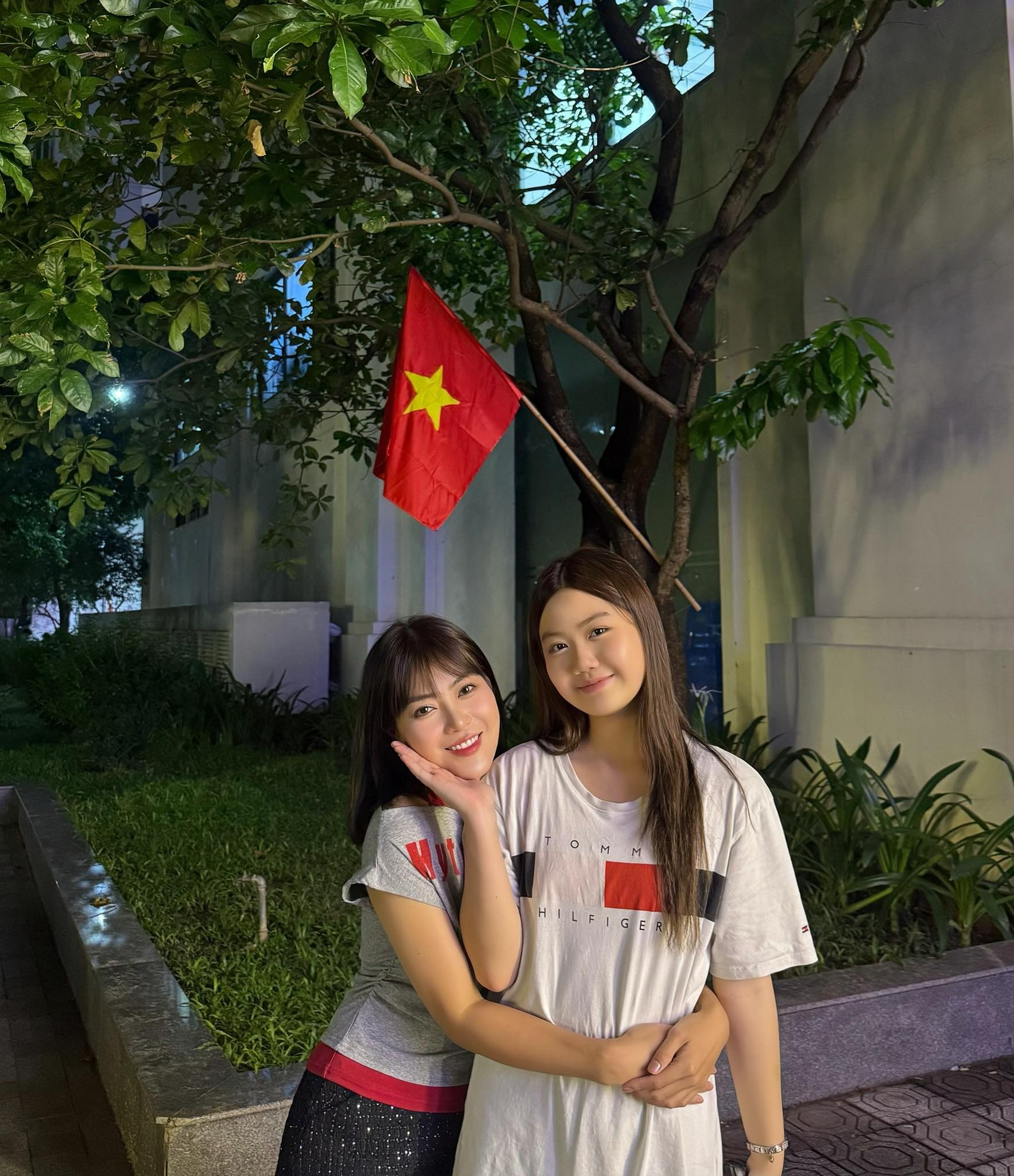 Con gái Thanh Hương 15 tuổi, cao gần 1,7m, nhan sắc xinh đẹp khiến mẹ lo chuyện kén rể- Ảnh 1. Con gái Thanh Hương 15 tuổi, cao gần 1,7m, nhan sắc xinh đẹp khiến mẹ lo chuyện kén rể- Ảnh 1.