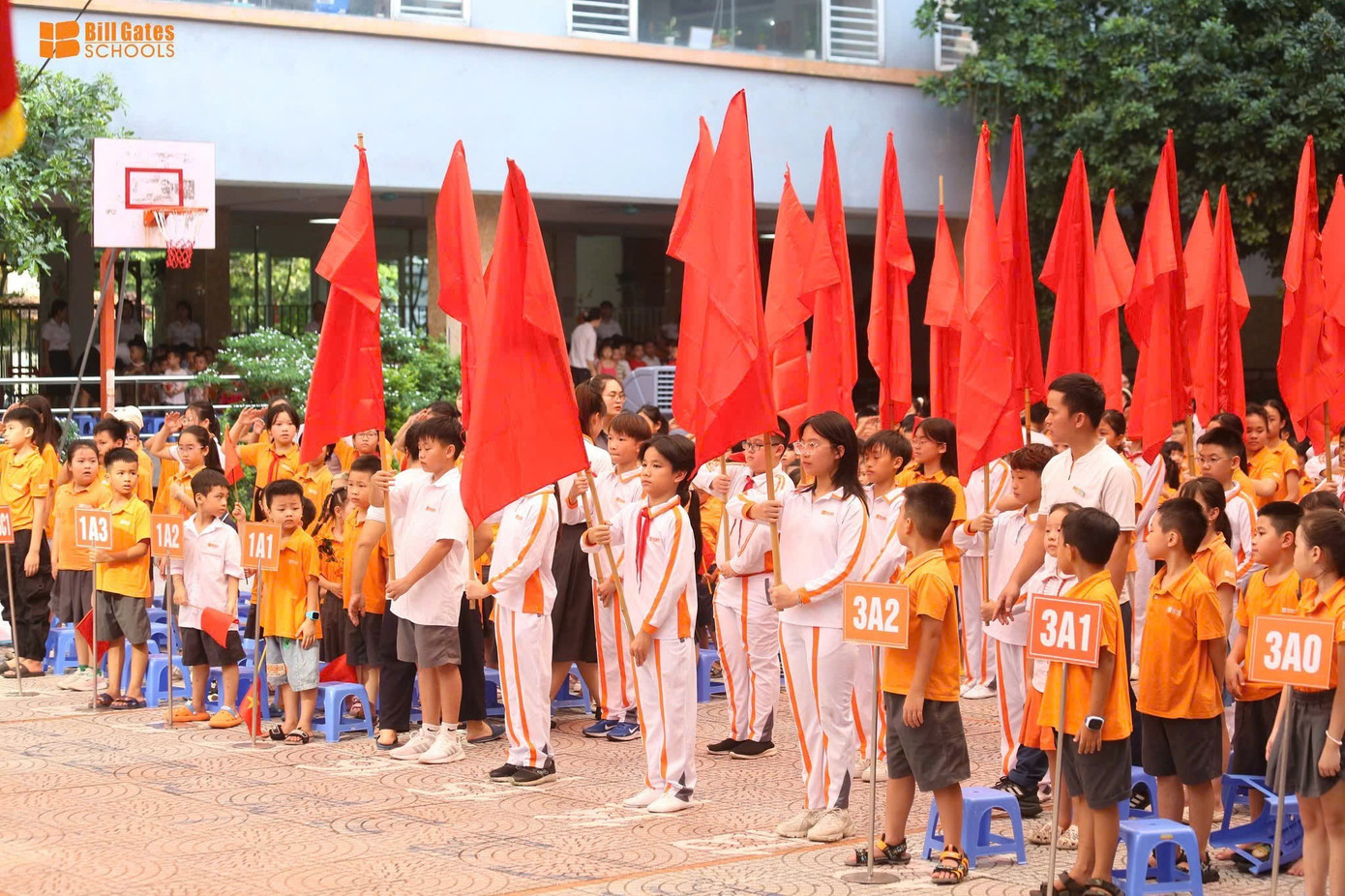53 trẻ lớp 1 học ‘chui’ suốt 1 năm: Sở GD&ĐT Hà Nội giải quyết thế nào? - Ảnh 1. 53 trẻ lớp 1 học ‘chui’ suốt 1 năm: Sở GD&ĐT Hà Nội giải quyết thế nào? - Ảnh 1.