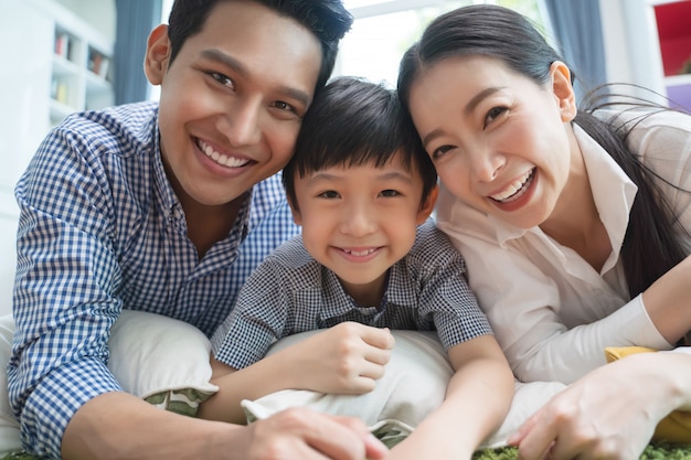 Bí quyết cho một gia đình hạnh phúc nằm ở 3 câu chuyện này - Ảnh 1. Bí quyết cho một gia đình hạnh phúc nằm ở 3 câu chuyện này - Ảnh 1.