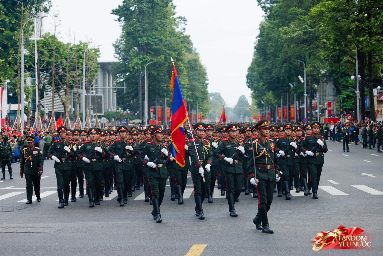 Cận cảnh quân nhân Nga, Trung Quốc, Lào, Campuchia tham gia tổng duyệt diễu binh diễu hành kỷ niệm 80 năm Quốc khánh - Ảnh 6. Cận cảnh quân nhân Nga, Trung Quốc, Lào, Campuchia tham gia tổng duyệt diễu binh diễu hành kỷ niệm 80 năm Quốc khánh - Ảnh 6.