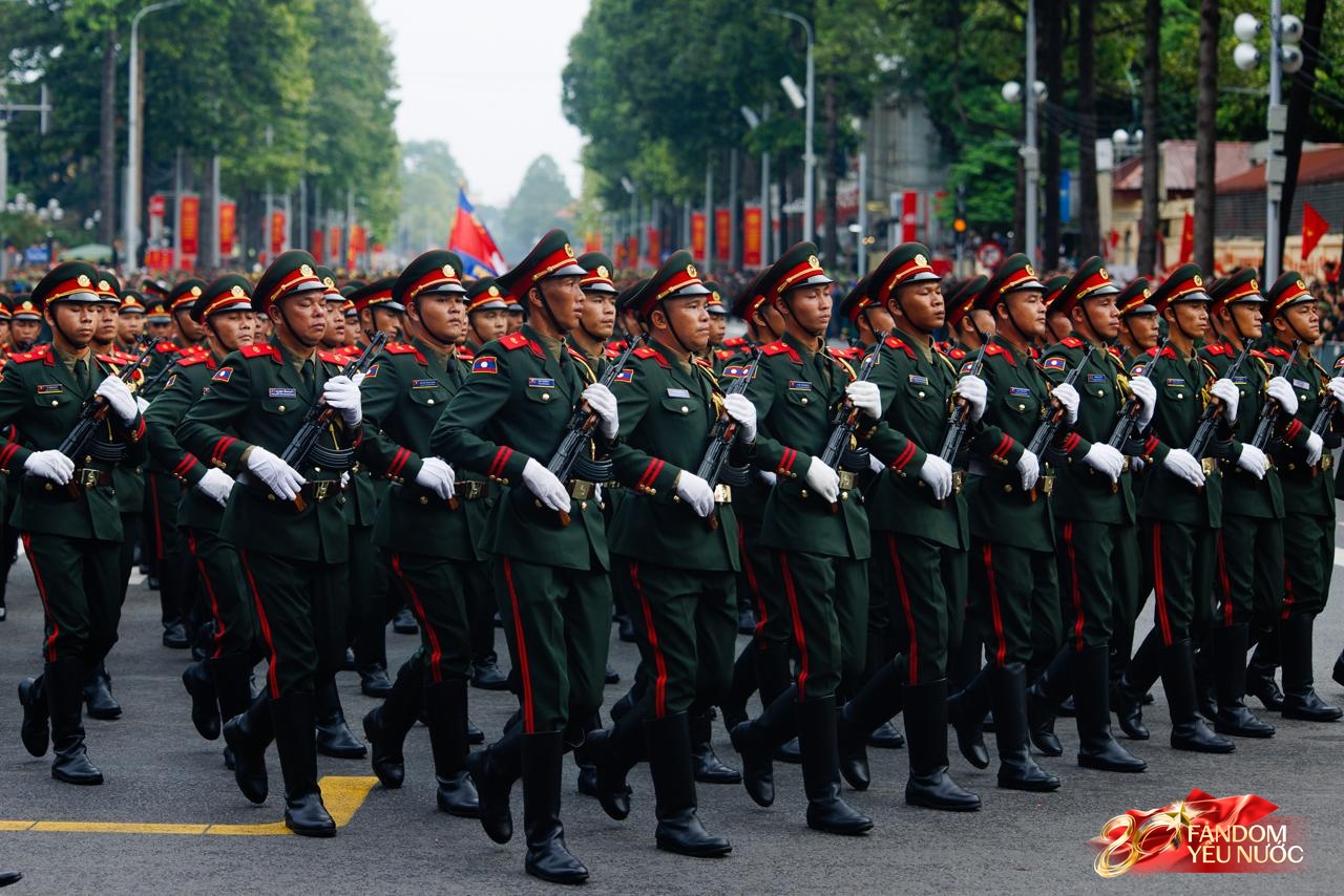 Cận cảnh quân nhân Nga, Trung Quốc, Lào, Campuchia tham gia tổng duyệt diễu binh diễu hành kỷ niệm 80 năm Quốc khánh - Ảnh 7. Cận cảnh quân nhân Nga, Trung Quốc, Lào, Campuchia tham gia tổng duyệt diễu binh diễu hành kỷ niệm 80 năm Quốc khánh - Ảnh 7.