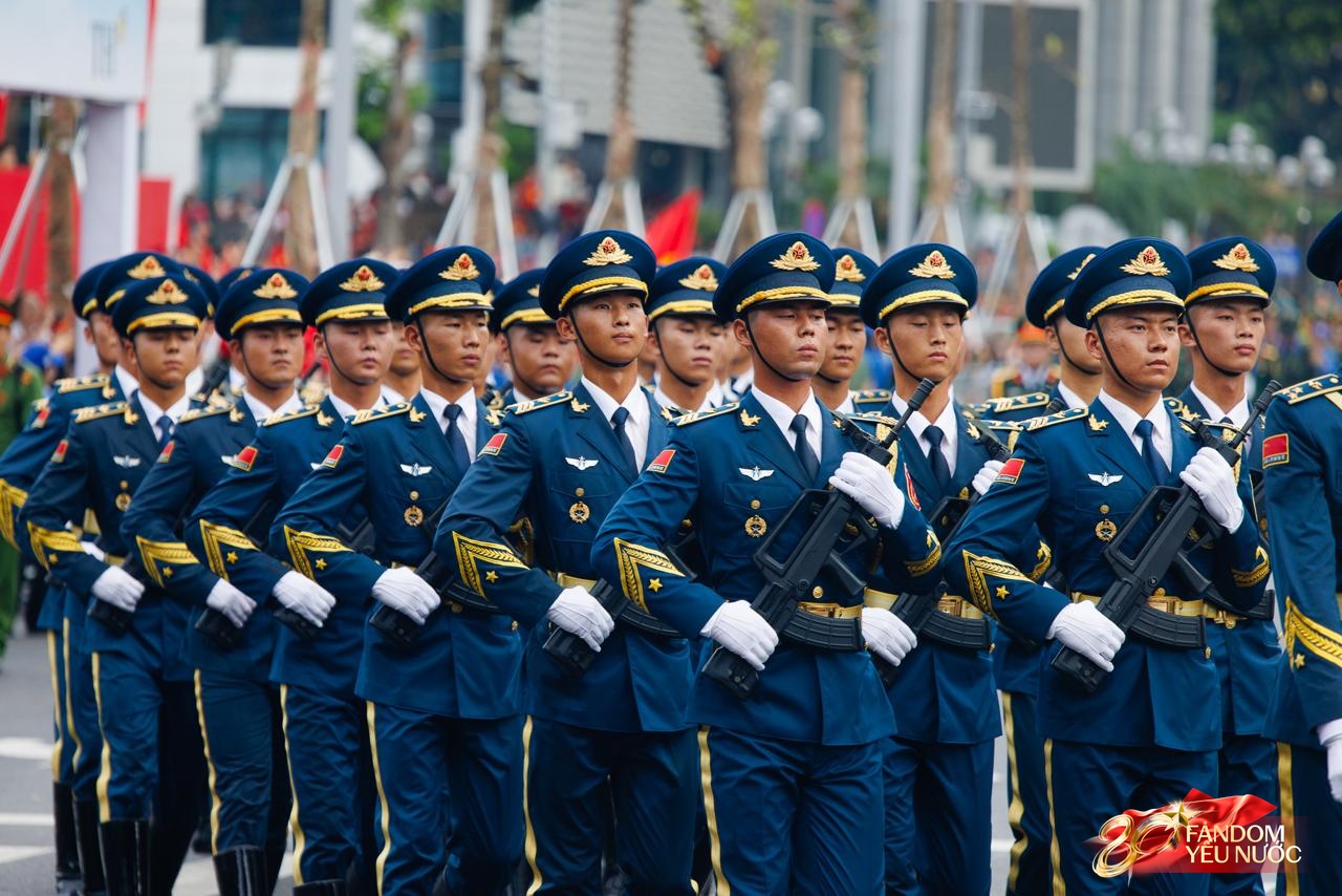 Cận cảnh quân nhân Nga, Trung Quốc, Lào, Campuchia tham gia tổng duyệt diễu binh diễu hành kỷ niệm 80 năm Quốc khánh - Ảnh 13. Cận cảnh quân nhân Nga, Trung Quốc, Lào, Campuchia tham gia tổng duyệt diễu binh diễu hành kỷ niệm 80 năm Quốc khánh - Ảnh 13.