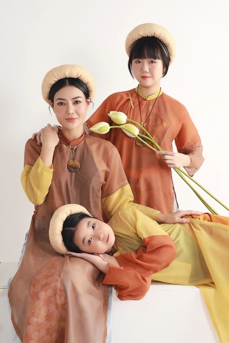 Con gái Thanh Hương 15 tuổi, cao gần 1,7m, nhan sắc xinh đẹp khiến mẹ lo chuyện kén rể- Ảnh 3. Con gái Thanh Hương 15 tuổi, cao gần 1,7m, nhan sắc xinh đẹp khiến mẹ lo chuyện kén rể- Ảnh 3.