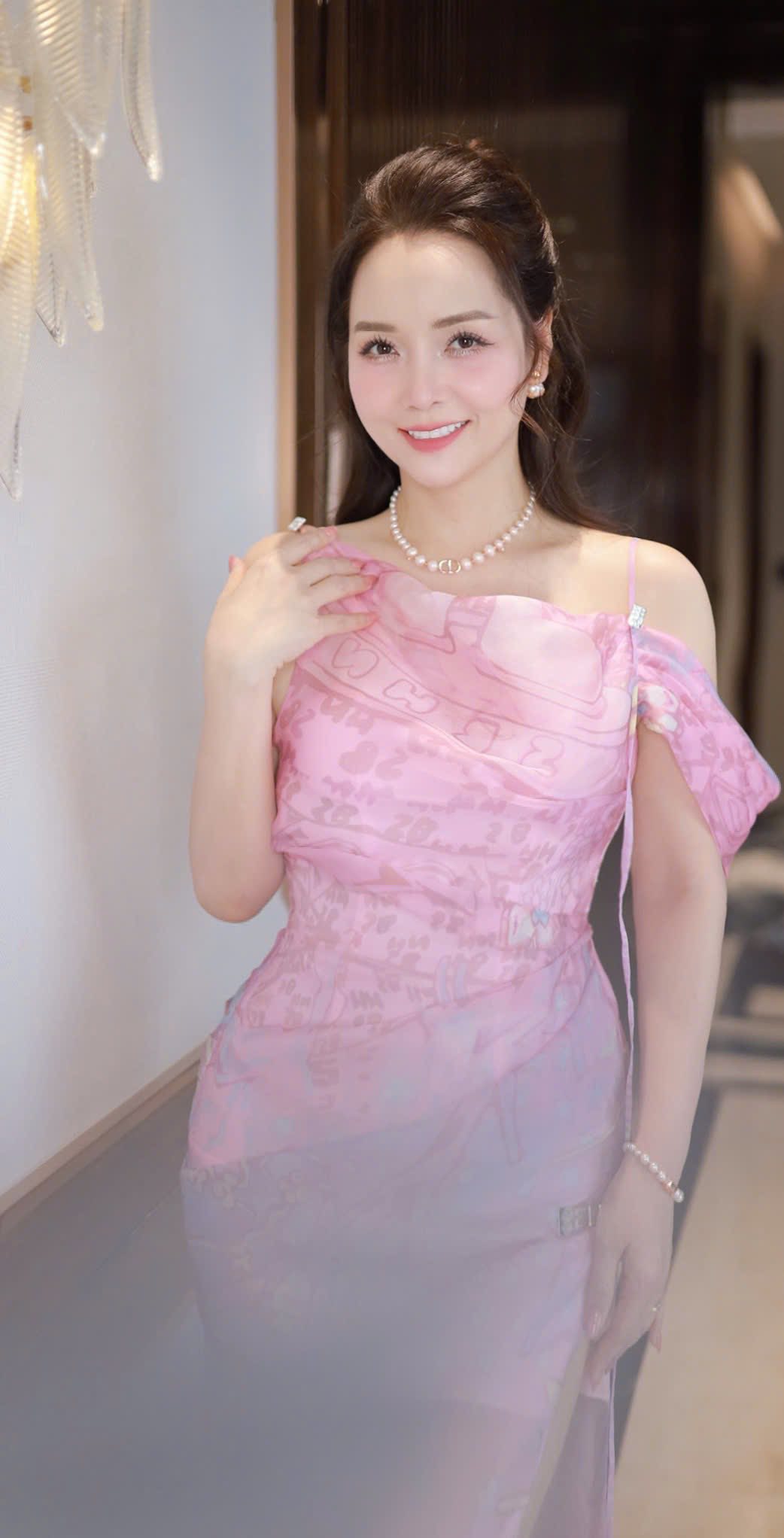 mai-thu-huyen-bi-quyet-tre-lau5-1756621888001893334150.jpg