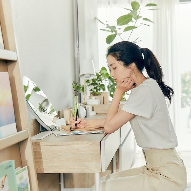 Khi tài chính không suôn sẻ, đừng vội hoảng, hãy làm 4 việc này bạn sẽ thấy khá hơn - Ảnh 1.