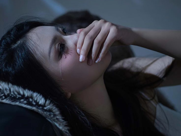 7 thay đổi sớm nhất của cơ thể khi bị ung thư tuyến giáp &quot;tấn công&quot;, 3 cái đầu nhiều người gặp mỗi ngày mà xem nhẹ - Ảnh 4.